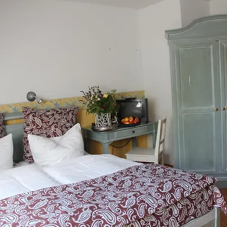 فندق Bio-hotel Gutshof Insel Usedom 3*