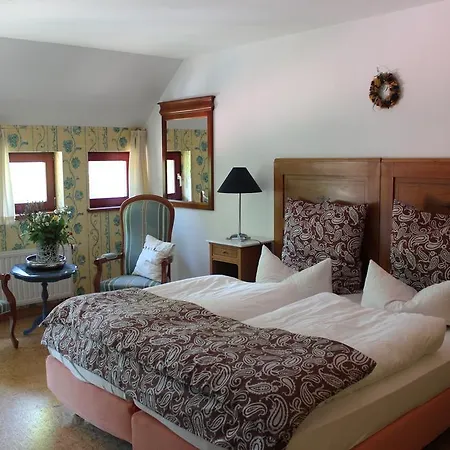 Bio-hotel Gutshof Insel Usedom فندق