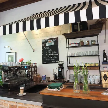 فندق Bio-hotel Gutshof Insel Usedom 3*